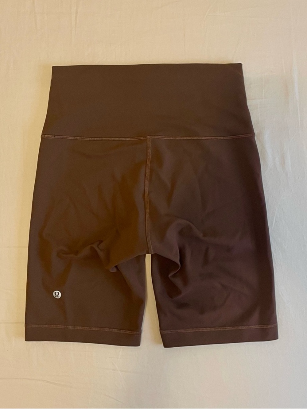 Lululemon Wunder Train 8” in Lava Cake
